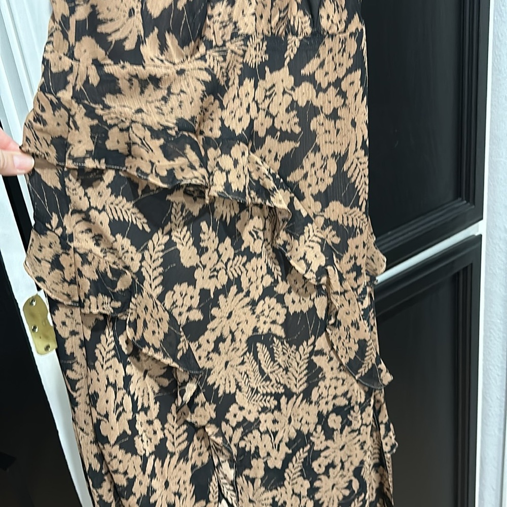 Dress - Picture 5 of 7